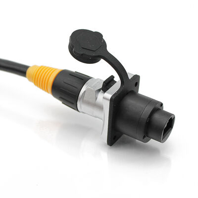 شاشة LED RGX ذات ثمانية نواة داخلية RJ45 مع خط نقل الإشارة